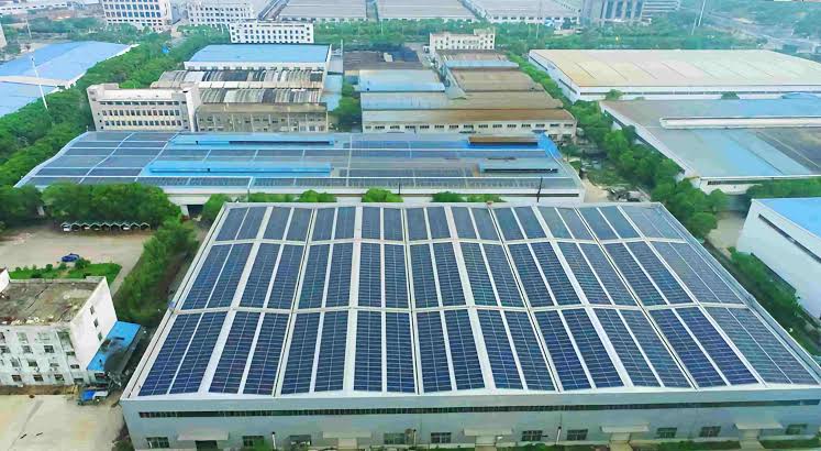 Commercial rooftop solar