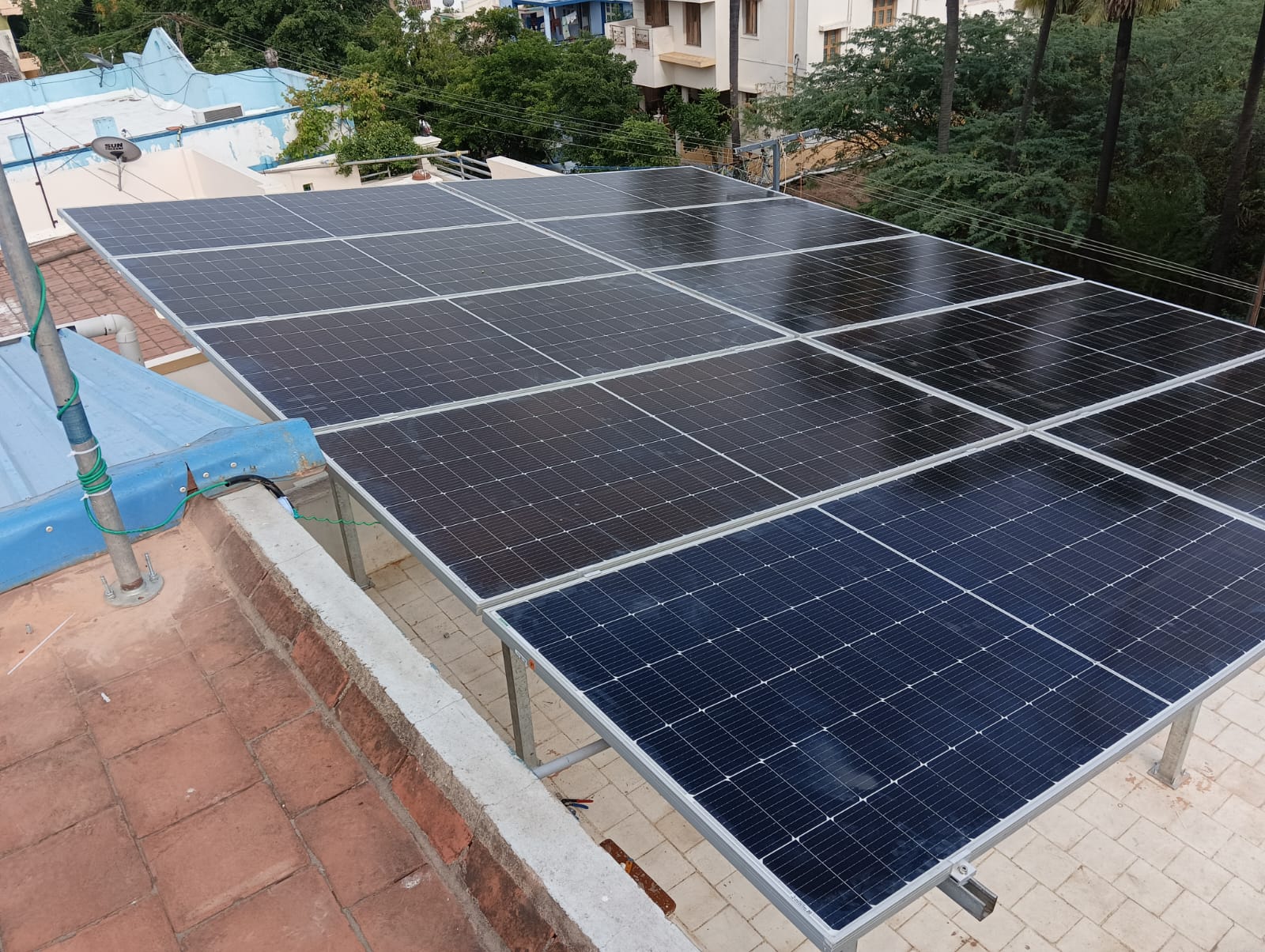 Commercial rooftop solar