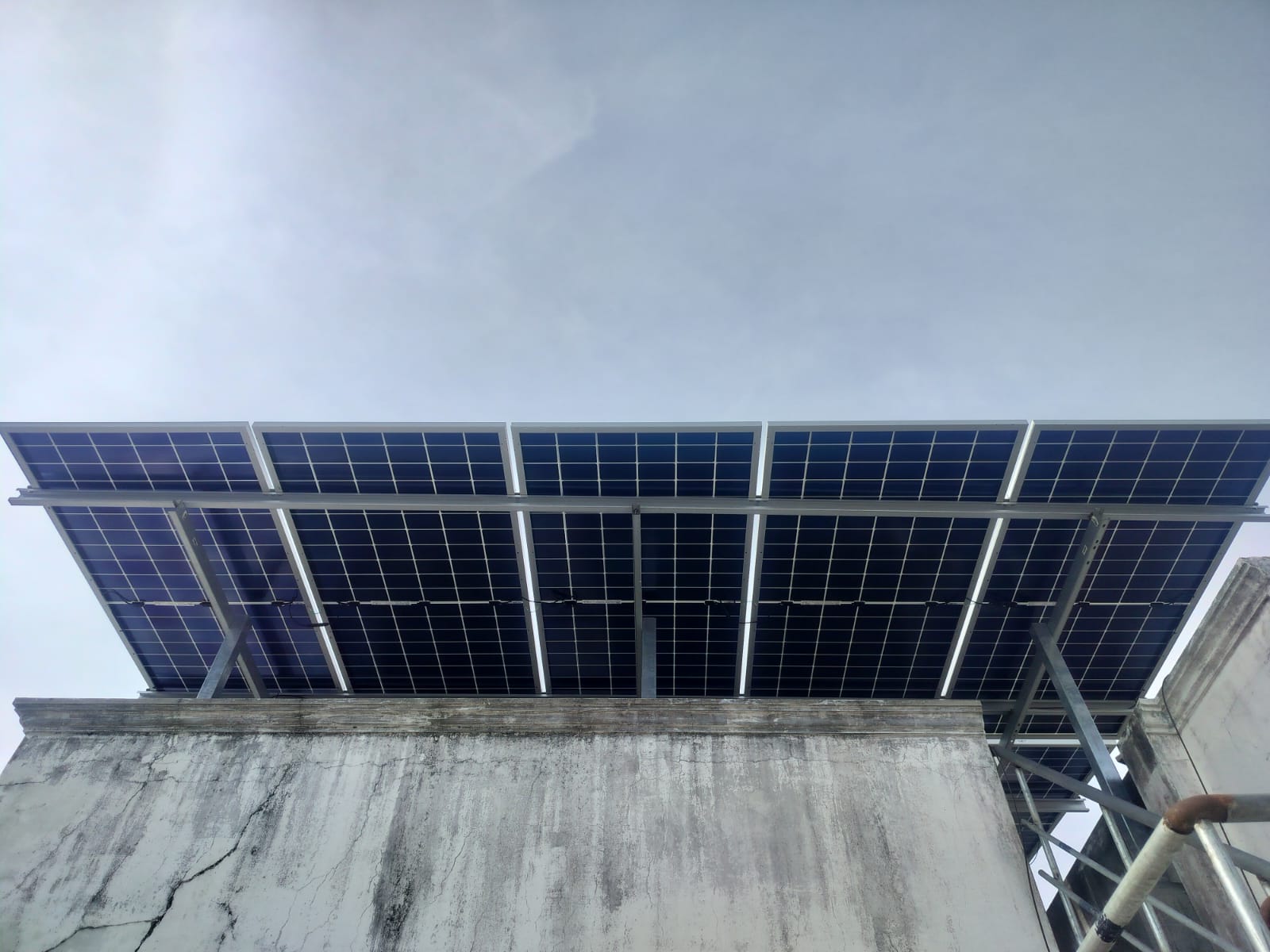 Commercial rooftop solar